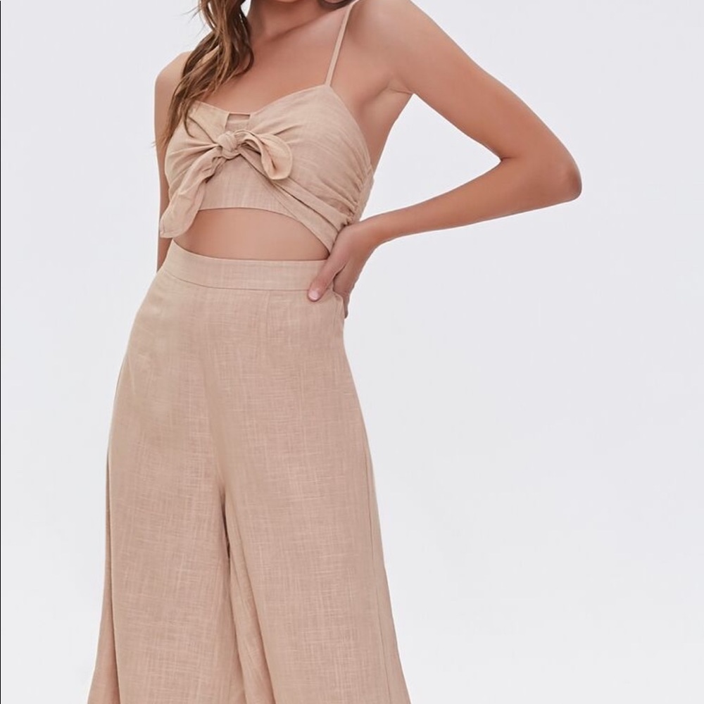 NWT Knotted Cutout Culotte Jumpsuit - Picture 2 of 8